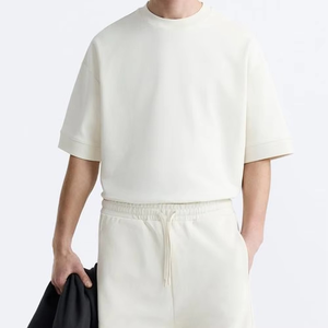 Ensemble de survêtement personnalisé avec logo, short et t-shirt pour homme, été, vêtements de jogging pour homme, ensemble de shorts personnalisé - Product Image 1