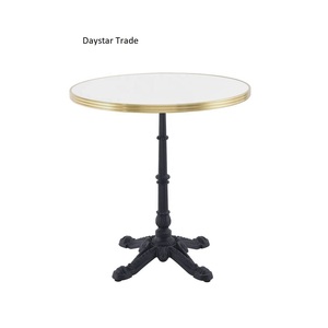 Mesa de Comedor Moderna Rectangular de Madera Maciza Ecológica con Detalles Dorados y Pedestal de Lujo para Hogar, Restaurante, Cafetería y Comedor - Product Image 1