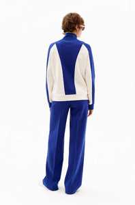 Conjunto Deportivo de Dos Piezas para Mujer en Azul y Blanco con Chaqueta con Cierre, Cuello Alto y Manga Larga y Pantalones Anchos - Product Image 2