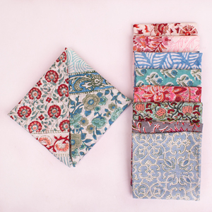 Pañuelo Cuadrado Ligero de Algodón Orgánico Multicolor, Estampado Boho, Ecológico, Hecho a Mano, para Cabello y Cuello, Unisex - Product Image 2