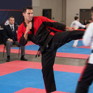 Uniforme de karaté pour hommes de haute qualité à faible MOQ, 100 % coton respirant, offrant un confort et une coupe parfaites pour l'entraînement et la pratique - Product Image 3
