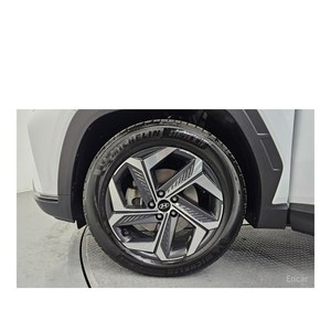 Para Hyundai Tucson 1.6 Turbo 2WD Modelo Abril 2021 con 71,471 km, Asientos de Cuero, Volante a la Izquierda - Product Image 5