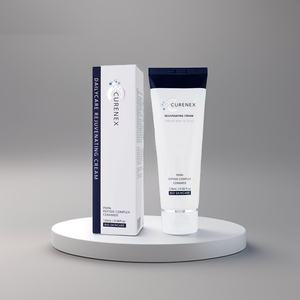 Crema Reparadora de Barrera Cutánea con Tecnología de Péptidos, Ceramida y PDRN para Piel Sensible y Seca, en Caja, para Mujeres - Product Image 2