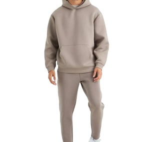 Nouveau survêtement uni de qualité supérieure, personnalisable, en tissu doux, sweat à capuche uni, vêtements d'hiver, design respirant - Product Image 1