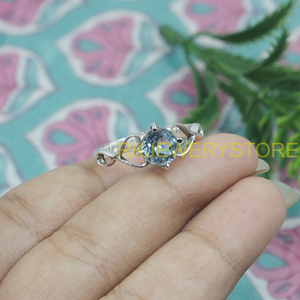 แหวนพลอยบลูโทแพซธรรมชาติ เงินแท้ 925 ดีไซน์ลายดอกไม้แบบอินฟินิตี้ ทำมือ สำหรับผู้หญิง ของขวัญสำหรับคุณแม่ - Product Image 2