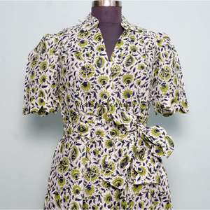 Robe en coton indien à imprimé floral, robe boutonnée, robe de chambre pour femme, robe décontractée, robe imprimée pour femme, manches courtes, longueur longue - Product Image 4