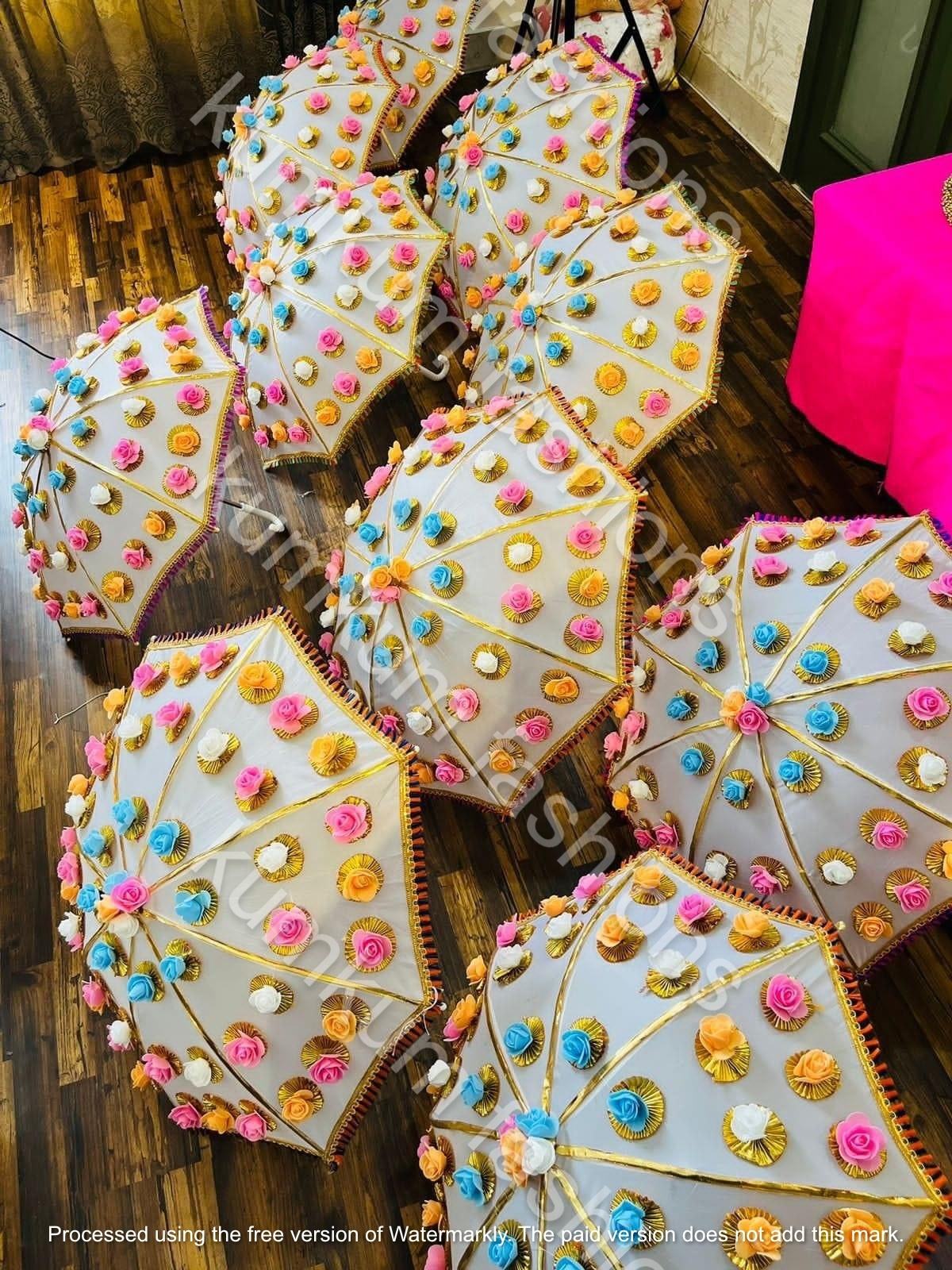 เช่นเดียวกับภาพ