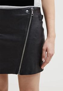 Falda Lápiz Corta de Cuero para Mujer, Diseño Personalizado al por Mayor, Nueva Colección Primavera, con Cordones, Abierta, Color Sólido, a la Moda - Product Image 4