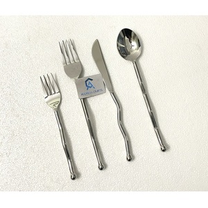 Juego de Cubiertos de Acero Inoxidable 304, Estilo Vintage, Cuchillo, Tenedor y Cuchara, para Bodas y Eventos, Juego de Cubiertos de Alta Calidad en Dorado y Plateado de Lujo - Product Image 1