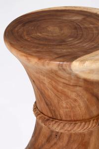 Tabouret Minimaliste en Bois Massif avec Corps Creux Unique et Grain de Bois Naturel – Siège Moderne pour la Maison, les Cafés et les Projets d'Intérieur - Product Image 4