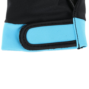 Skin-Friendly Snooker Gloves Sporty Look New Product Arrived Good And Skin-Friendly Skin-Friendly Snooker Gloves - Product Image 3