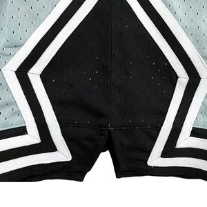 Shorts de sport en mesh personnalisés OEM pour la course à pied, le basketball et la musculation - Product Image 3