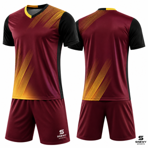ชุดเสื้อฟุตบอลชาย SINEWY SPORTS สีแดงเลือดหมู ดำ เหลือง คอวี แขนสั้น ระบายเหงื่อได้ดี แห้งเร็ว ทรงสปอร์ต - Product Image 1