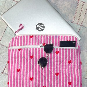 Pink Striped Heart Pattern Quilted Cosmetic Bag With Zipper Closure <b>Medium</b> Size Lovely Style Textile Material - Product Image 1