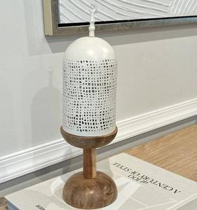 Quemador de incienso árabe marroquí más vendido, cúpula de hierro grabada con base de madera y diseño de luna creciente para países de Oriente Medio - Product Image 1