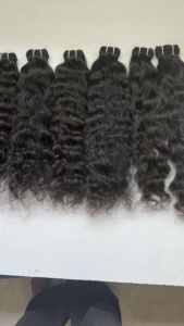 Extensiones de Cabello Natural Ondulado Remy Indio, Doble Trama a Máquina, Cinta de Fusión, Puntas de Una Sola Capa Teñidas, 100g, Solo Color Más Oscuro - Product Image 2