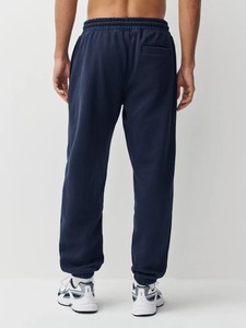Pantalones Deportivos Transpirables para Hombre, Diseño Personalizado OEM, Pantalones de Chándal de Poliéster con Franja Lateral para Entrenamiento, Gimnasio y Ropa Urbana - Product Image 2