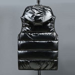 Veste d'hiver à capuche avec fermeture éclair rembourrée et épaisse, veste matelassée à bulles sans manches surdimensionnée pour hommes, vente en gros - Product Image 5