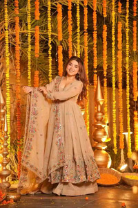 Salwar Kameez pakistanais de créateur, élégant, brodé à la main, motifs traditionnels, en modal extensible pour l'hiver - Product Image 2