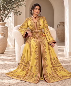 Caftán Marroquí Amarillo Mantequilla Mishkat Couture con Bordado Paisley Dorado, Terciopelo Color Ciruela, Maxi Vestido de Fiesta Elegante de Invierno con Mangas Acampanadas y Cinturón - Product Image 6