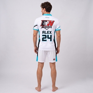 Uniforme de tenis moderno que combina materiales transpirables, ajuste cómodo y calidad confiable para jugadores de todos los niveles. - Product Image 5