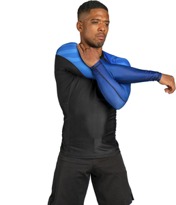 Fournisseur d'ensembles de rashguards MMA les plus vendus, ensemble d'entraînement athlétique respirant, OEM ODM en gros - Product Image 3