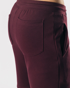 กางเกงขาสั้นผู้ชายพรีเมียมสำหรับฤดูร้อน ทรงสบาย น้ำหนักเบา ผลิตจากโพลีเอสเตอร์ 100% เป็นมิตรต่อสิ่งแวดล้อม รับสกรีนโลโก้  สั่งซื้อจำนวนมาก แห้งเร็ว ยืดหยุ่นได้ - Product Image 5