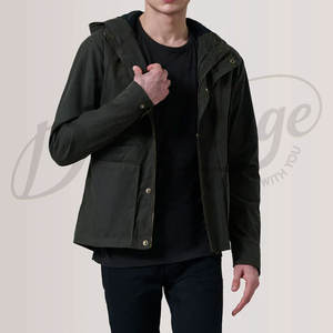 Veste en toile cirée vert foncé pour homme, résistante à l'eau, à capuche, veste de plein air décontractée, coupe ajustée, veste de terrain en toile de coton - Product Image 1