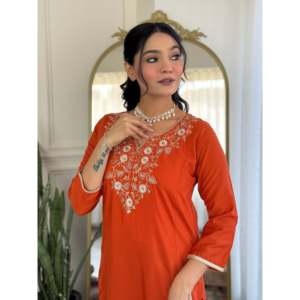 Ensemble Kurti, pantalon et dupatta en viscose et mousseline brodée pour femmes - Product Image 5