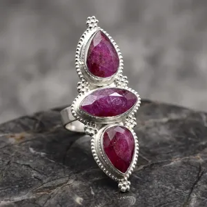925 Sterling Silver Red Quartz Three Stone Statement Ring Natural Gemstone Handmade Vintage Jewelry Everyday Wear - Product Image 3