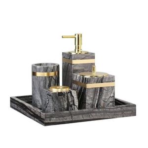 Juego de Baño de Mármol Tradicional Inspirado en un Diseño Clásico que Realza los Interiores Culturales con la Elegancia de la Piedra - Product Image 4