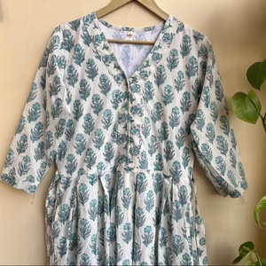 Vestido Indio 2026 de Algodón 100% Estampado a Mano, Cuello en V, Manga Larga, Túnica Casual y Vestido Largo a Precio de Fábrica - Product Image 1