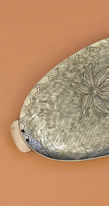 Modern Antique Oval Serving Tray With Palm <b>Tree</b> Engraving & Wooden Handle <b>Decorative</b> Metal Platter For Tropical Home <b>Decor</b> Hotel - Product Image 5