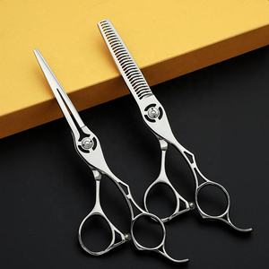 Ciseaux à cils professionnels Ovexa Surgical 10 mm, ciseaux de barbier, pointe lisse, prise en main parfaite, acier inoxydable durable, expédition immédiate, salon - Product Image 3