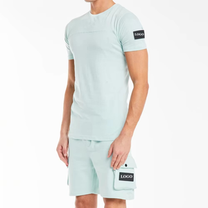 Conjunto de Verano para Hombre, 100% Poliéster, Camiseta de Manga Corta y Pantalones Cortos Tipo Cargo, Color Sólido, Estilo Deportivo Informal, con Logotipo Personalizado - Product Image 3