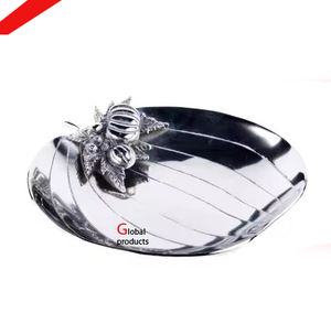 Plateau de service en métal design en forme de citrouille fini argent au look incroyable pour hôtel et restaurant - Product Image 1