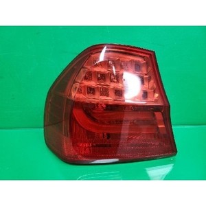 ไฟท้ายซ้ายมือสอง รุ่น 3 ซีรีส์ 4871731 - Product Image 1