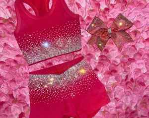 ชุดกีฬาเด็กผู้หญิงประดับเพชรพลอยสำหรับฝึกซ้อมเชียร์ลีดเดอร์ ยี่ห้อ Solid Traders ประกอบด้วยเสื้อชั้นในกีฬาและกางเกงขาสั้น ชุดออกกำลังกายแบบมีกลิตเตอร์สำหรับเต้นเชียร์ลีดเดอร์ - Product Image 5