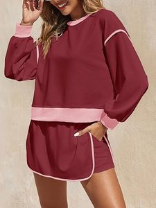 Ensemble 2 pièces pour femmes en coton et polyester, sweat-shirt à manches longues à col rond uni et short avec poche latérale - Product Image 5