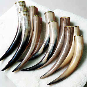 Mug à boire Viking en corne de bœuf naturelle – Chope médiévale artisanale avec bord en métal pour une expérience de consommation authentique à prix abordable - Product Image 5