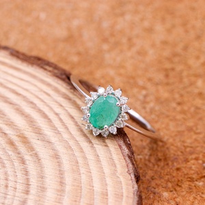 Natural Oval <b>Emerald</b> 925 Sterling <b>Silver</b> Halo <b>Ring</b> | Diamond Accent Handmade Fine Jewelry Gift for Women - Product Image 3