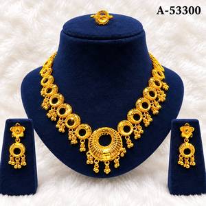MOLL JEWELLERS Ensemble collier et boucles d'oreilles en alliage de zinc plaqué or avec zircon, forme d'insecte, bijoux de mariage classiques pour femmes A-53300 - Product Image 1
