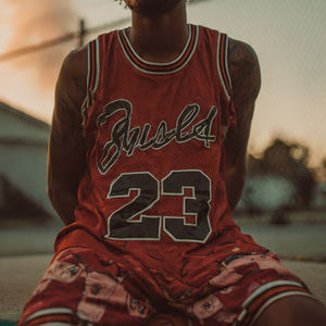 Maillot de basketball de haute qualité sans manches à col en V pour homme – Ensemble sportif pour équipe de basketball - Product Image 2