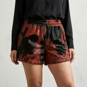Shorts en cuir de vachette pour femmes, cuir véritable, taille haute, tendance, streetwear, décontracté, élégant, étiquette personnalisée OEM - Product Image 2