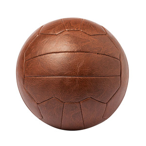 Ballon de football vintage en cuir véritable, artisanal et haut de gamme, avec design vintage et coutures classiques, en vente. - Product Image 3