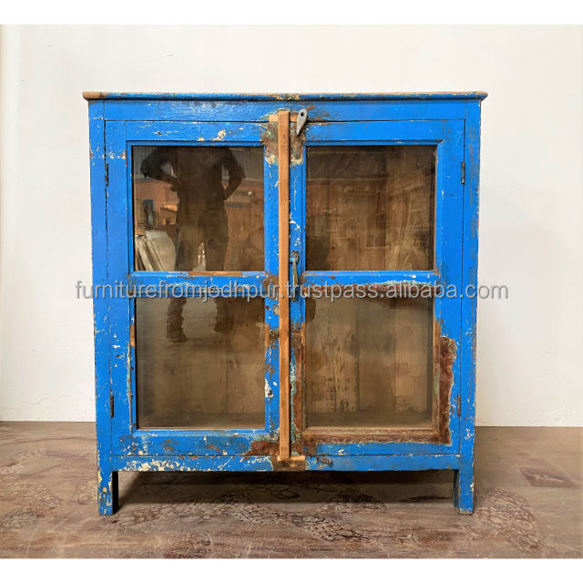 ต้นฉบับเหมือนบนเฟอร์นิเจอร์