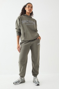 Ensemble survêtement décontracté pour femme, vert kaki, avec sweat à capuche oversize et pantalon de jogging, imprimé graphique - Product Image 3