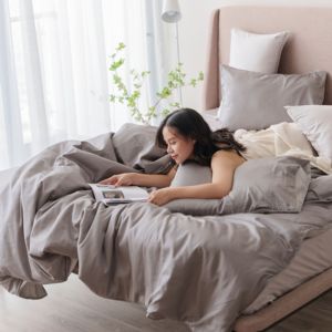 Parure de lit en coton satiné 300TC, 4 pièces, drap-housse élastique, housse de couette, taies d'oreiller, fabrication OEM ODM sous marque privée - Product Image 4
