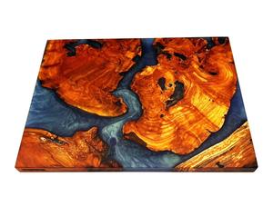 Planche à découper universelle artisanale de luxe en bois et résine époxy pour charcuterie et fromages, épaisseur 2,0 cm, compatible lave-vaisselle - Product Image 2