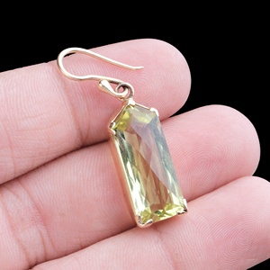 Pendientes de Oro Amarillo Sólido de 18K con Cuarzo Limón Natural Facetado y Forma Alargada, Joyas Memoria, Venta al Por Mayor - Product Image 6